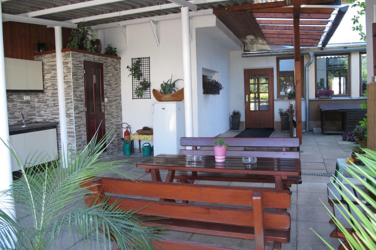 Privát Nováč Nove Mesto nad Metuji Exterior foto